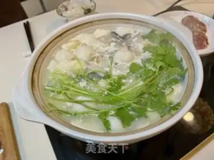 Make Fishball head soup step 14