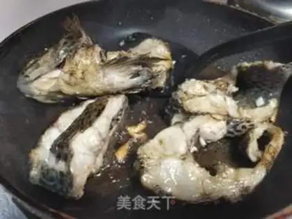 Make Tofu fried herring step 1