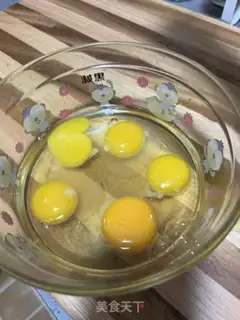 Make Cream egg pie step 3