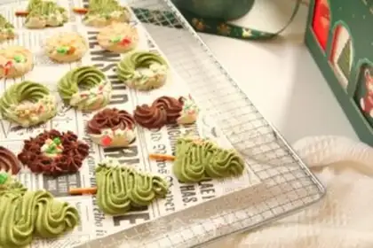 Make Sweet Christmas cookies step 14