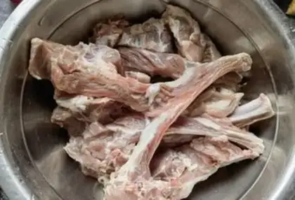Make Fresh soup lamb chops step 2