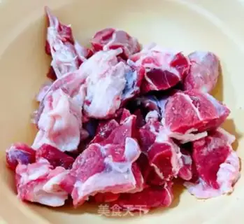 Make Red wine and lamb stew step 1