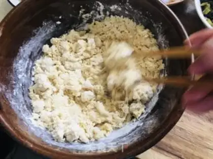 Make Red-tree corn buns step 5