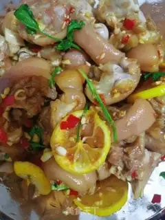 Make Sour lemon pig hoof step 5