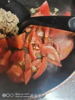 Make Tomato broth step 2