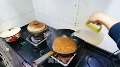 Make Tomato egg noodles step 4