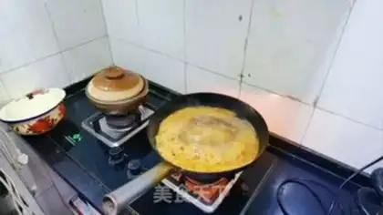 Make Tomato egg noodles step 5