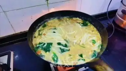 Make Tomato egg noodles step 11