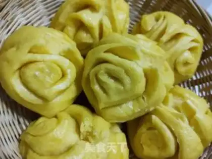 Make Pumpkin rolls step 14