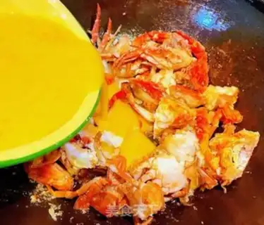 Make Crab fried eggs step 8