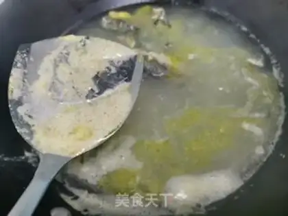 Make Fish seed mushroom soup step 3