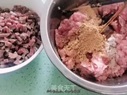 Make A sausage bun step 4