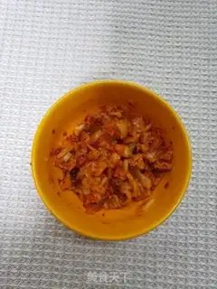 Make Hot cabbage sausage fried rice step 3