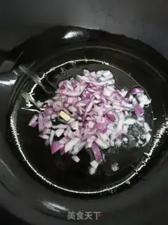 Make Hot cabbage sausage fried rice step 5