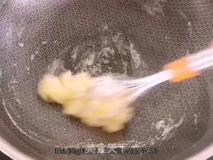 Make Hot cabbage sausage fried rice step 12