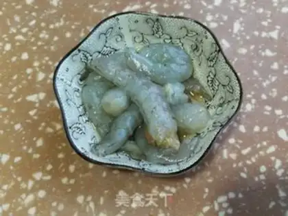 Make Shrimp toast, pizza step 0