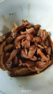 Make Garlic beans fried meat step 2