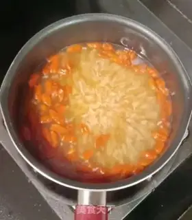 Make A red sugar round step 6