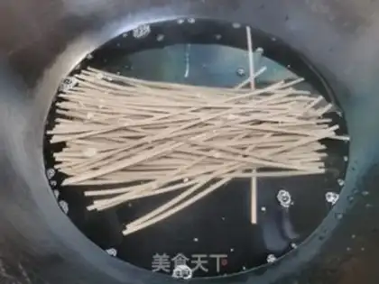 Make Pineapple noodles step 0