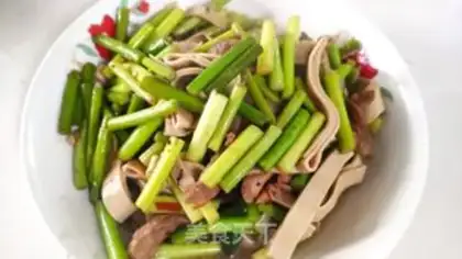 Make Garlic beans fried meat step 6