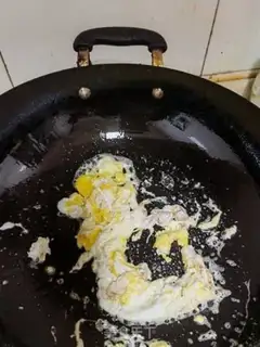Make Egg doll step 1