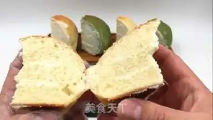 Make Net milk cheese buns step 22