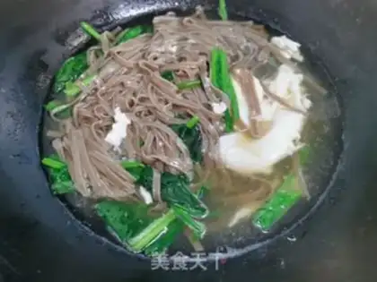 Make Pineapple noodles step 4
