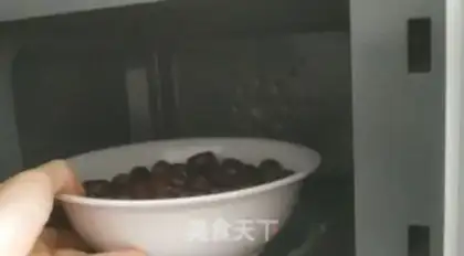 Make Sugar roasted chestnuts step 3