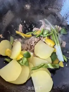 Make Potato fried meat step 7