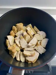 Make A wide-banded meatloaf with potatoes step 1