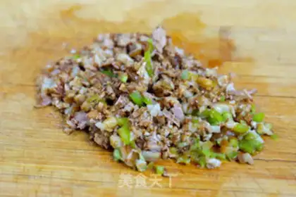 Make The fragrance of sauce step 8