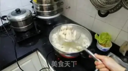 Make Chicken, red soup, tomato pan step 3