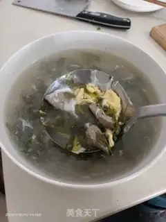 Make Spud egg soup step 2