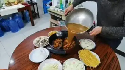 Make Chicken, red soup, tomato pan step 15