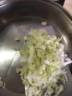 Make Squirty omelet noodles step 4
