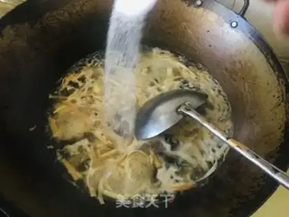 Make Spicy meat soup step 3
