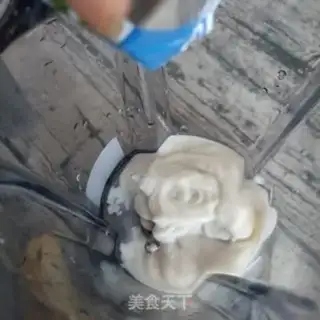 Make Jell-O banana shake step 1