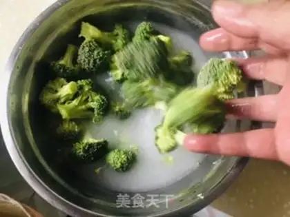 Make Home burning broccoli step 1