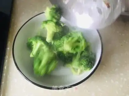 Make Home burning broccoli step 4