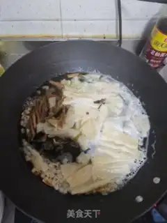 Make Spicy soup step 4