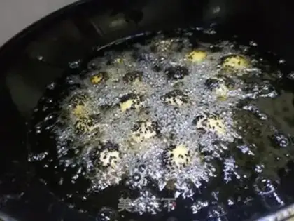 Make Potato ashball step 14