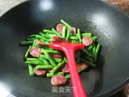 Make Weenie fried four season beans step 3