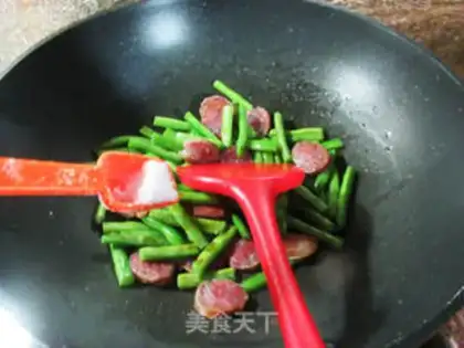 Make Weenie fried four season beans step 5