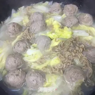Make Beefball cabbage noodles step 6