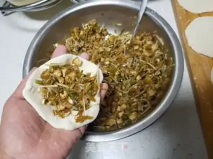 Make A tofu toad bun step 12