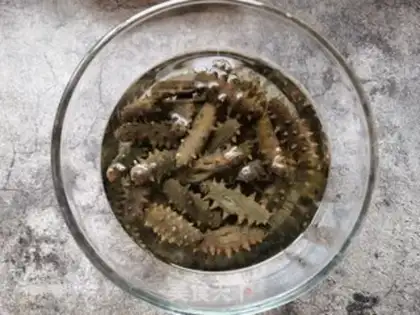 Make Bubble sea cucumber step 2