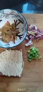 Make Scrawny noodles step 0