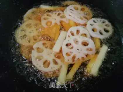Make Spicy dry shrimp step 2