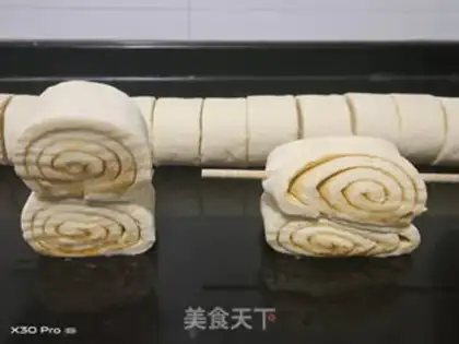 Make Barbecue roll step 3