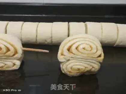 Make Barbecue roll step 4